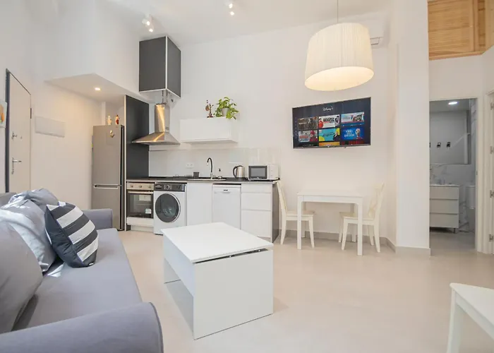 New Luxury And Sunny 2Br Apartment Premium Spot