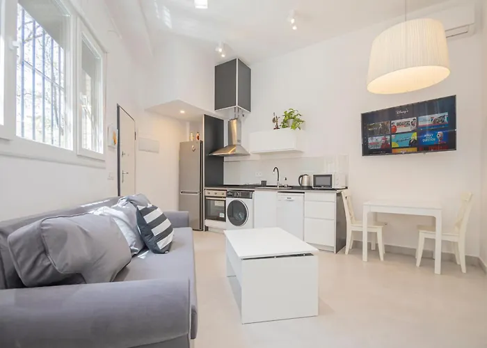 New Luxury And Sunny 2Br Apartment Premium Spot