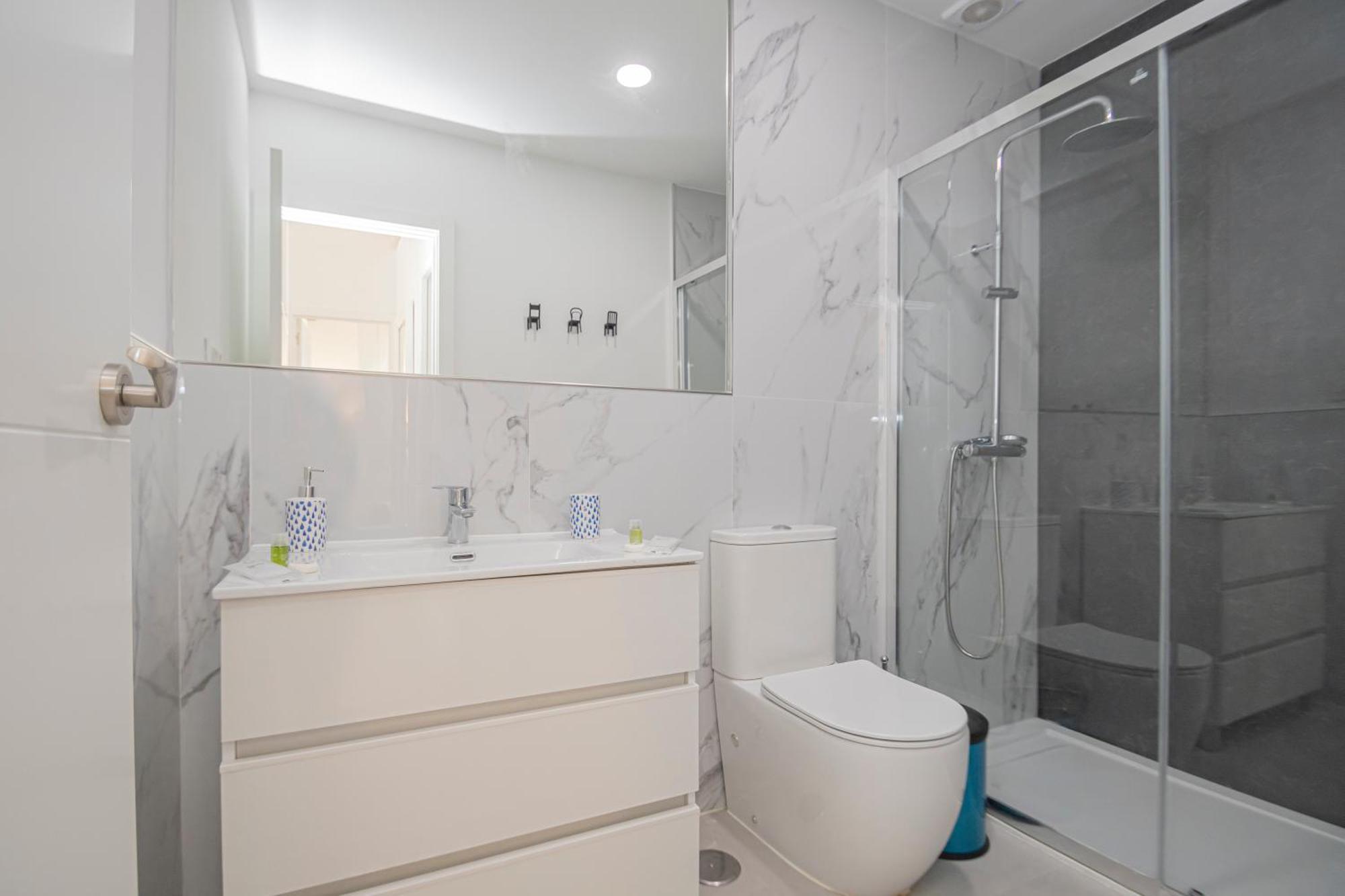 New Luxury And Sunny 2br Premium Spot * Sewilla